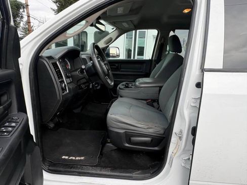 Used 2013 RAM 2500 Tradesman w/ Chrome Appearance Group AWD/4WD image 8