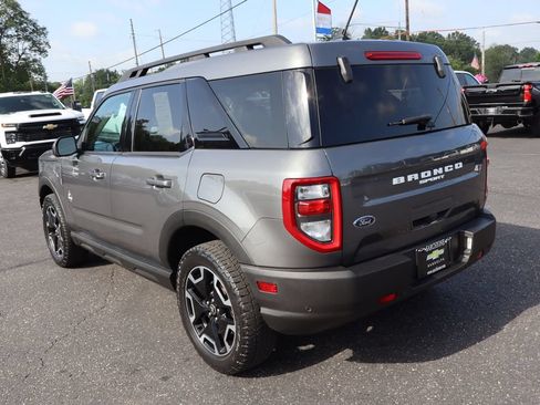 Used 2023 Ford Bronco Sport Outer Banks w/ Tech Package AWD/4WD image 3