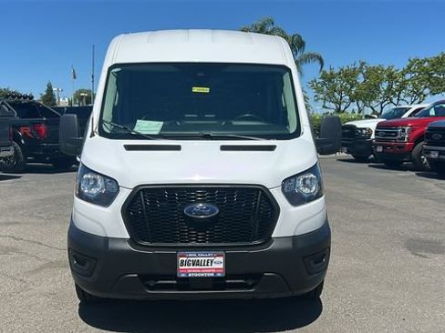 Certified 2023 Ford Transit 150 Medium Roof RWD image 9