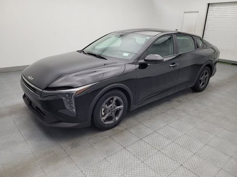 Used 2025 Kia K4 FWD image 2