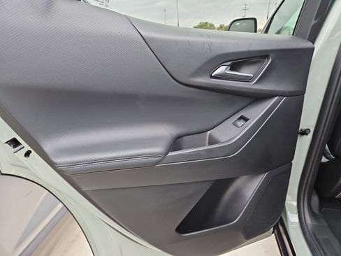 Certified 2025 Chevrolet Equinox LT w/ Convenience Package II image 15