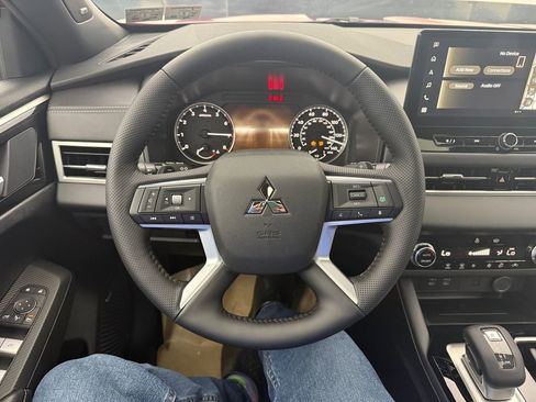 New 2026 Mitsubishi Outlander Ralliart image 15