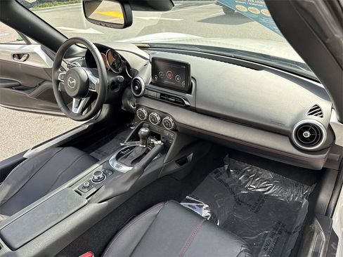 Used 2019 MAZDA MX-5 Miata Grand Touring image 33