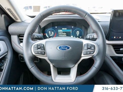 New 2026 Ford Explorer Active w/ Active Comfort Package image 6