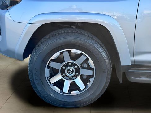 Used 2024 Toyota 4Runner TRD Off-Road AWD/4WD image 33