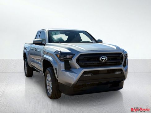 New 2026 Toyota Tacoma SR5 RWD image 9