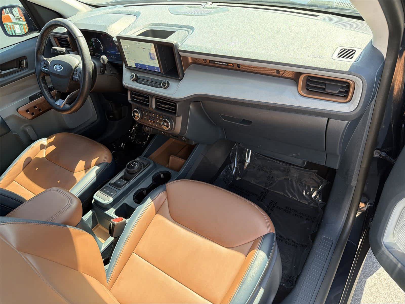 Used 2022 Ford Maverick Lariat w/ Lariat Luxury Package FWD image 13