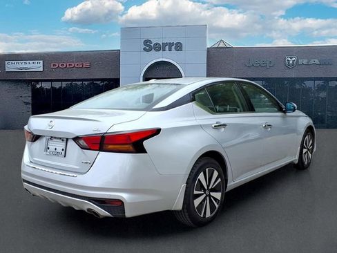 Used 2021 Nissan Altima 2.5 SL AWD/4WD image 6