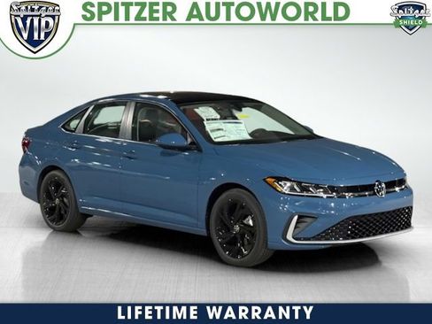 New 2026 Volkswagen Jetta SE image 1