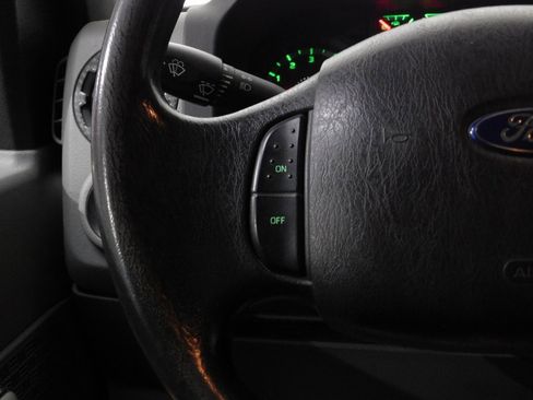 Used 2014 Ford E-250 and Econoline 250 w/ Power Group image 37