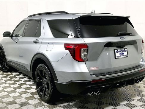 Used 2020 Ford Explorer ST w/ ST Street Pack image 11