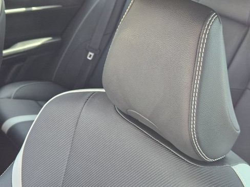Used 2025 Toyota Camry SE FWD image 14
