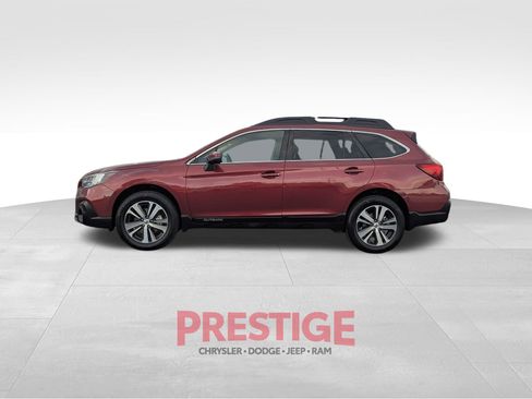 Used 2018 Subaru Outback 2.5i Limited image 12