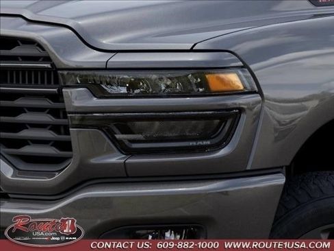 New 2026 RAM 2500 Big Horn AWD/4WD image 11