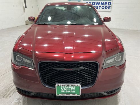 Used 2022 Chrysler 300 S image 3
