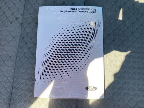 Used 2024 Ford Escape Active image 32