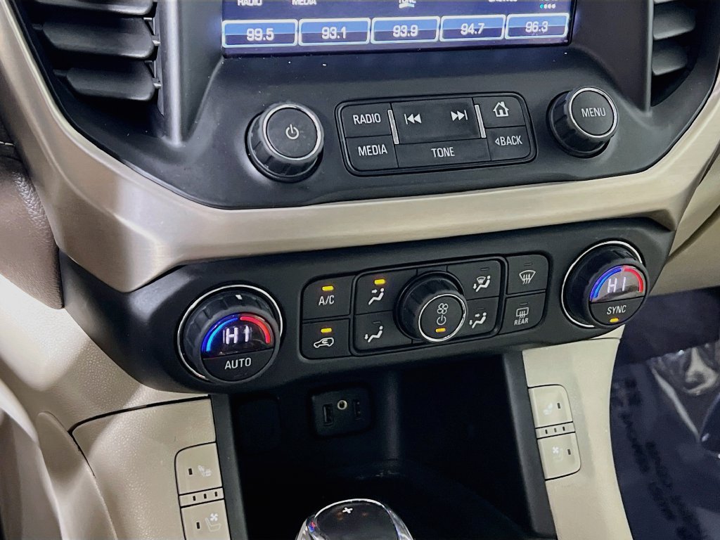 Used 2019 GMC Acadia Denali w/ Technology Package AWD/4WD image 14