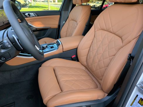 Used 2026 BMW X5 xDrive40i w/ Climate Comfort Package AWD/4WD image 15