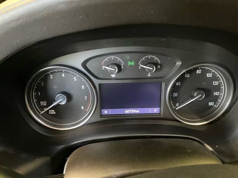 Used 2021 Buick Enclave Essence w/ Sound and Sites Package AWD/4WD image 14