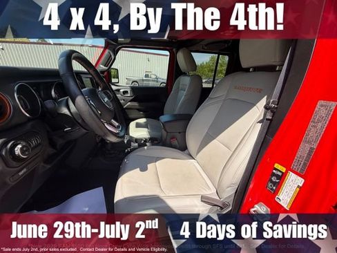 Used 2022 Jeep Gladiator Mojave w/ Dual Top Group AWD/4WD image 17