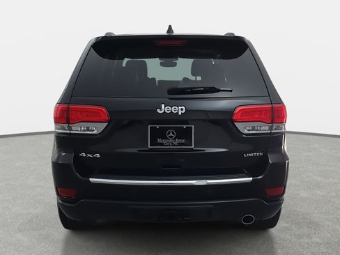 Used 2018 Jeep Grand Cherokee Limited w/ Trailer Tow Group IV image 6