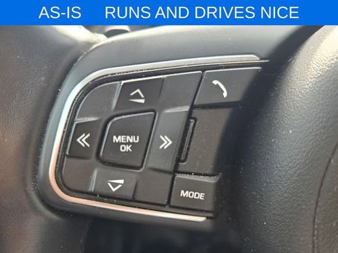 Used 2018 Jaguar XE Premium AWD/4WD image 16