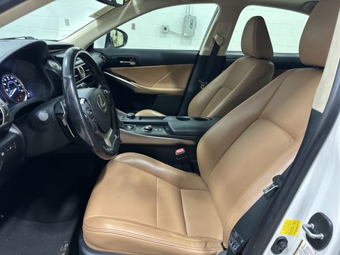 Used 2016 Lexus IS 300 AWD w/ Premium Package image 16