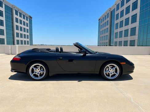 Used 2003 Porsche 911 Carrera 4 AWD/4WD image 11