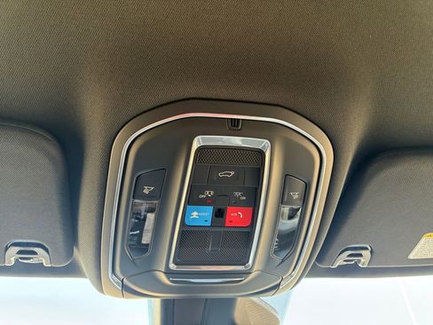 New 2026 Jeep Grand Wagoneer image 25