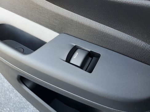 New 2026 Buick Envista Avenir image 12