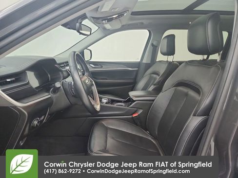 Certified 2022 Jeep Grand Cherokee L Limited image 19