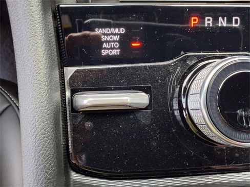 New 2025 Jeep Grand Cherokee L Limited w/ Black Appearance Package image 5