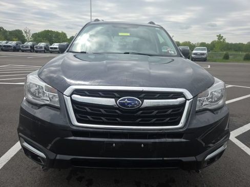 Used 2017 Subaru Forester 2.5i Premium w/ All-Weather Package AWD/4WD image 3