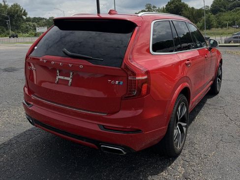 Used 2017 Volvo XC90 T6 R-Design w/ Vision Package AWD/4WD image 4