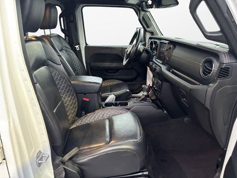 Used 2021 Jeep Wrangler Unlimited Sahara image 15