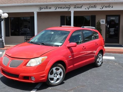 Used 2005 Pontiac Vibe w/ Power Group Value Package FWD image 1