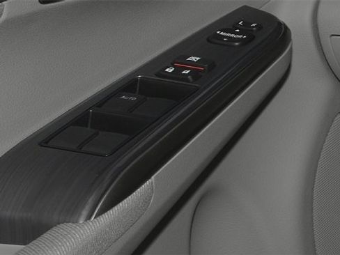 Used 2013 Toyota Camry XLE image 21