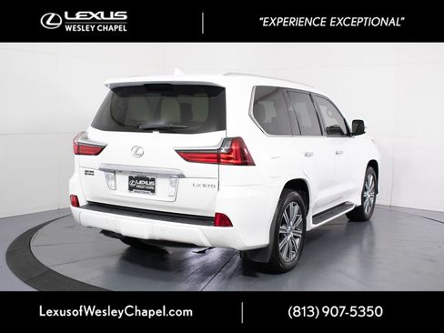 Used 2016 Lexus LX 570 4WD w/ Luxury Package image 6