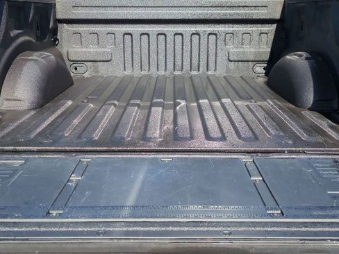 Certified 2022 Ford F150 Lightning Lariat image 37