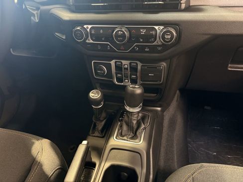 New 2025 Jeep Wrangler Sport S image 31
