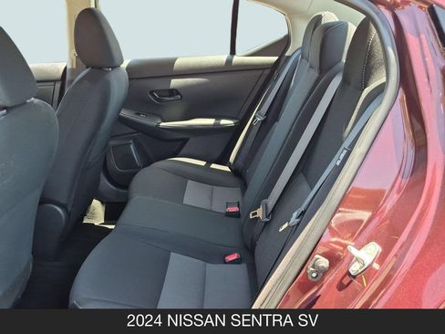 Used 2024 Nissan Sentra SV FWD image 16