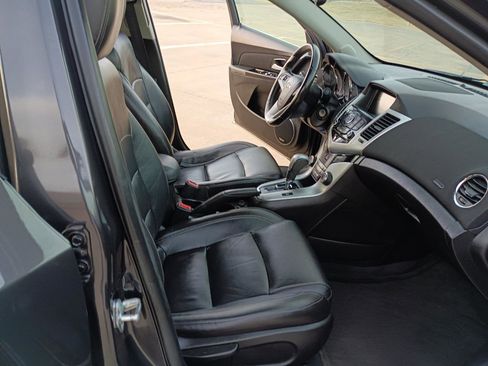 Used 2016 Chevrolet Cruze LT w/ Sun, Sound and Sport Package image 23