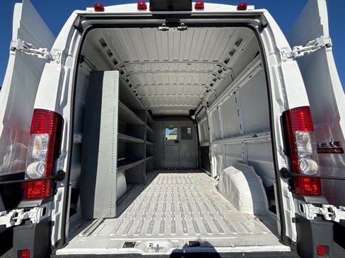 Used 2016 RAM ProMaster 2500 w/ Premium Appearance Group image 8