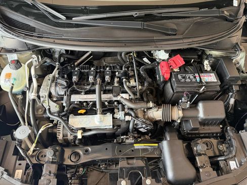 Used 2025 Nissan Versa SV FWD image 27