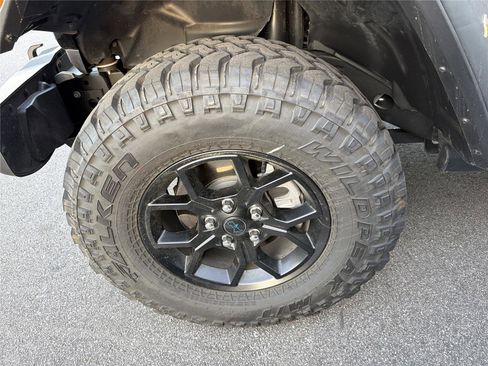 Used 2025 Jeep Wrangler Willys image 9