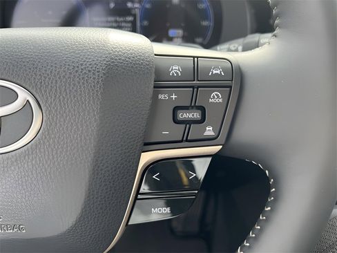 New 2026 Toyota Crown Signia image 21