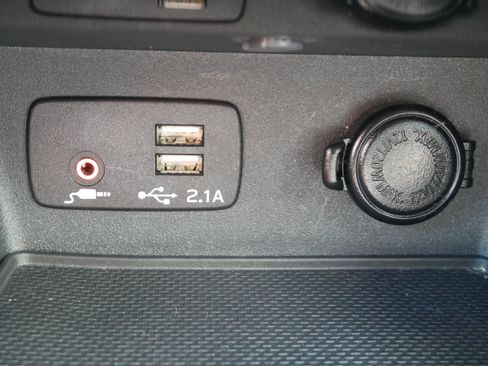Used 2023 Subaru Forester Premium AWD/4WD image 22