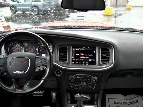 Used 2022 Dodge Charger GT image 31