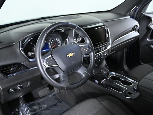 Used 2023 Chevrolet Traverse LT FWD image 12