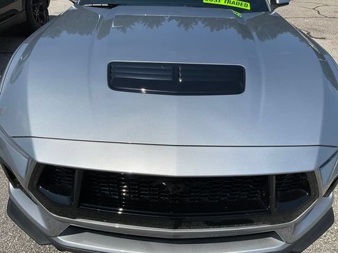 Used 2025 Ford Mustang GT Premium RWD image 9